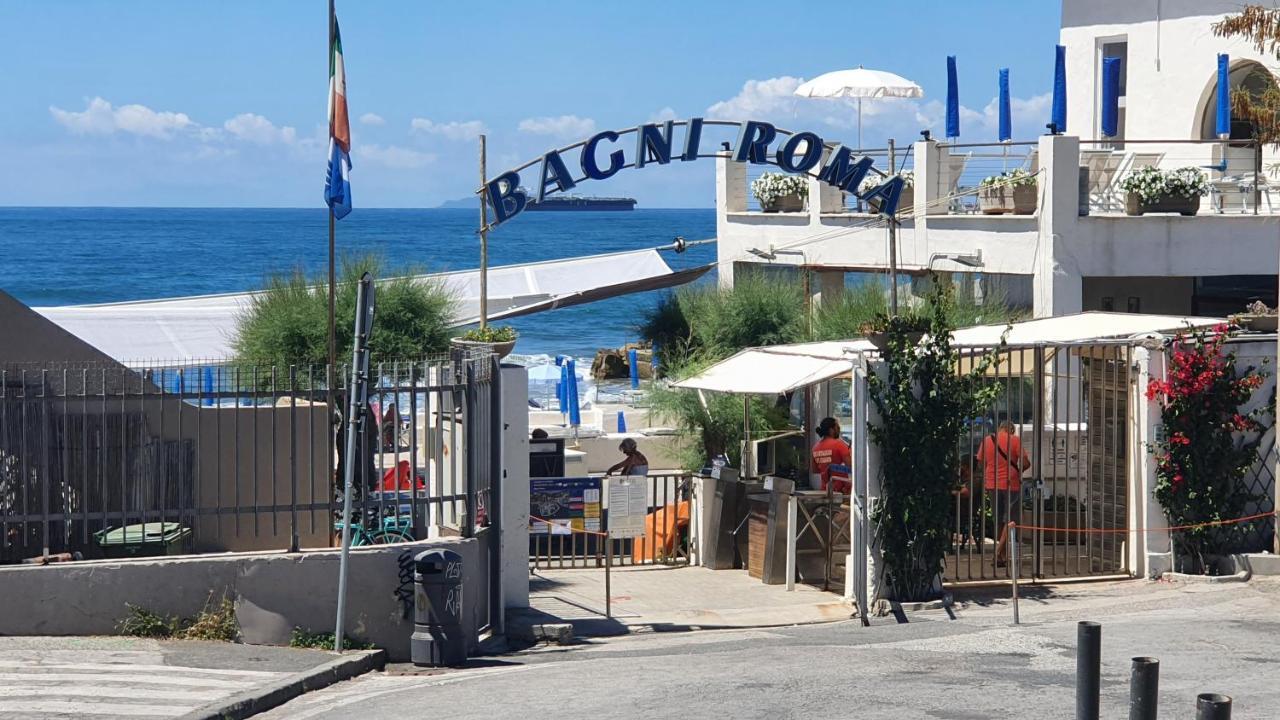 La Piccola Al Mare Apartman Livorno Kültér fotó