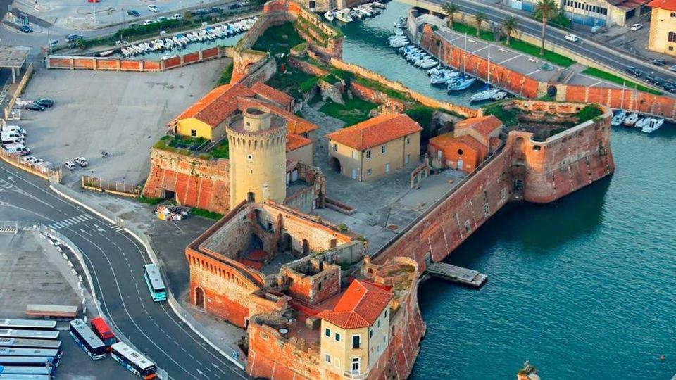 La Piccola Al Mare Apartman Livorno Kültér fotó
