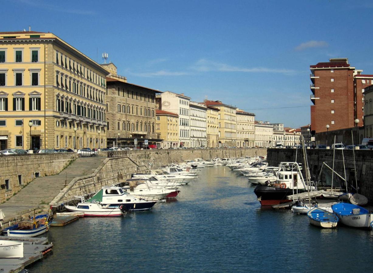 La Piccola Al Mare Apartman Livorno Kültér fotó